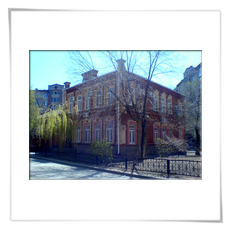 дворик на ул.Комсомольской
